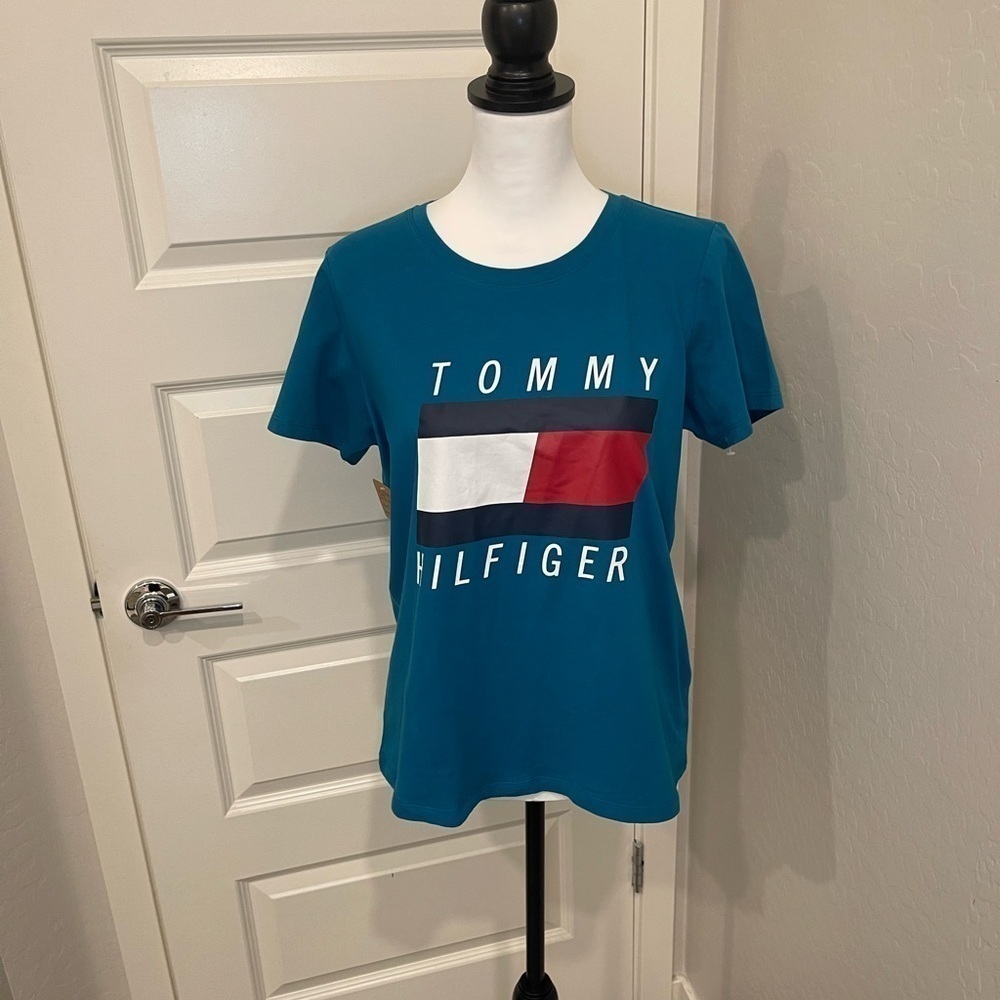 TOMMY HILFIGER SPORT T-SHIRT IN TURQUOISE SIZE MED NWOT (84)